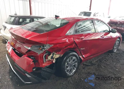 2024 Hyundai Elantra Sel from USA, damaged, VIN KMHLM4DG6RU698759